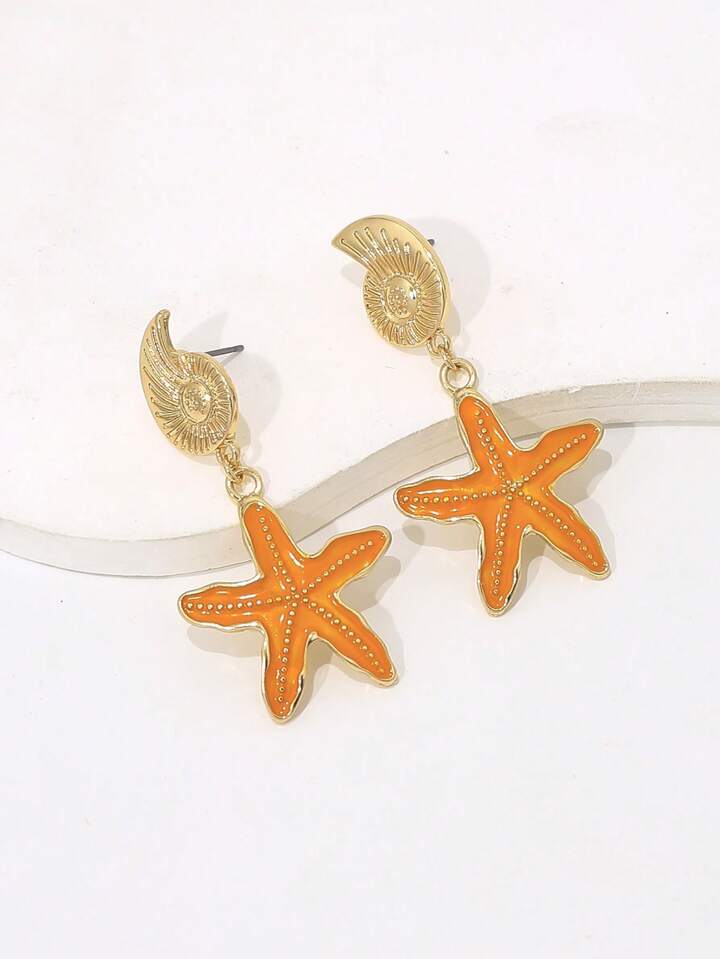 BY THE SHORE STARFISHDANGLE EARRINGS -ORANGE