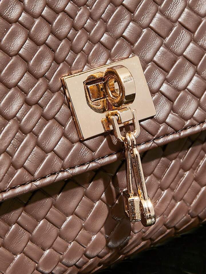 The Valen Vegan Leather  Clutch – ESPRESSO WEAVE