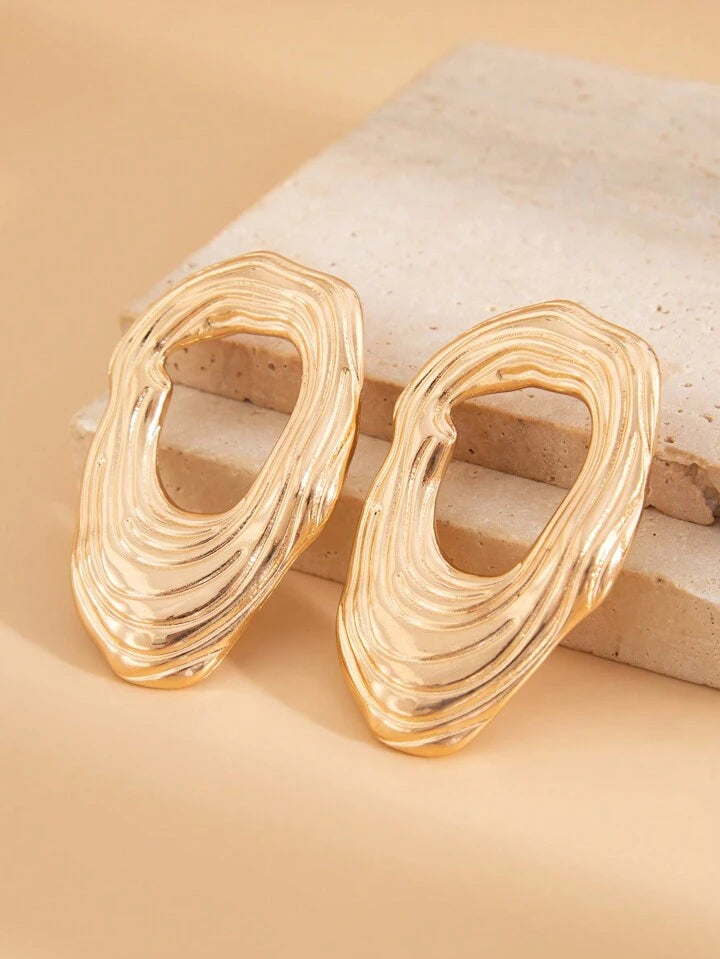 OYSTER HOLLOW DROP EARRINGS