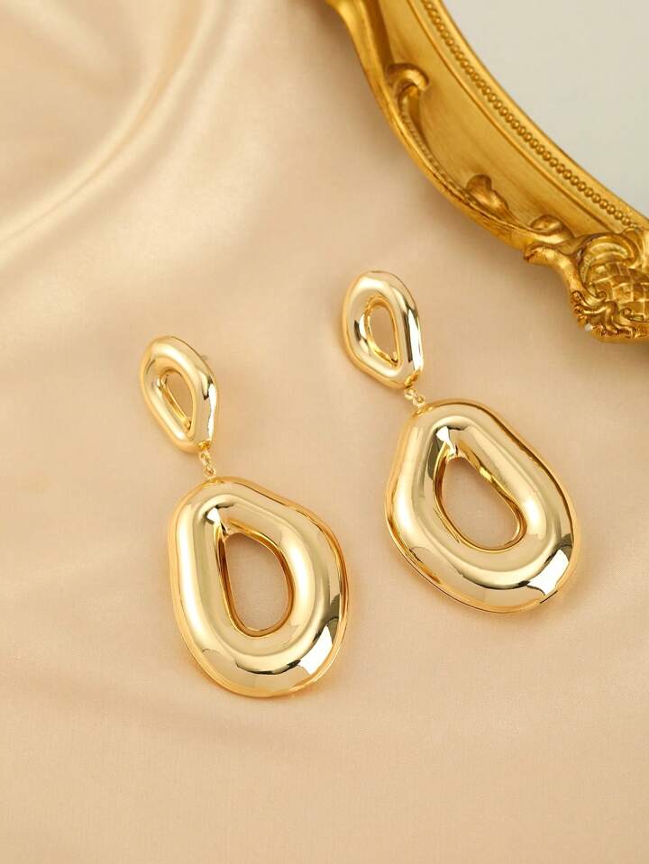 DOUGHNUT OVAL GEOMETRIC HOOP EARRINGS -GOLD