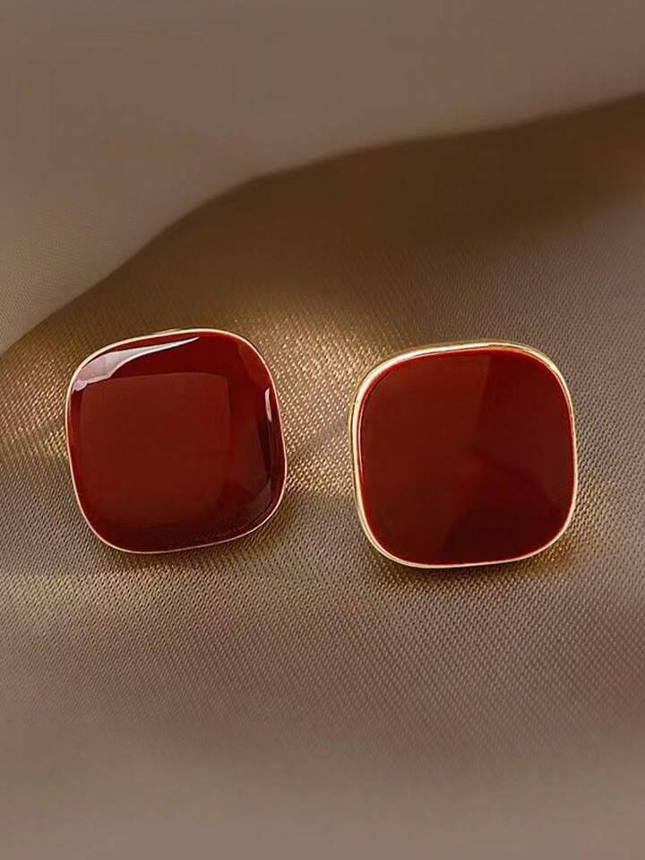 SQUARE STUD EARRINGS-WINE