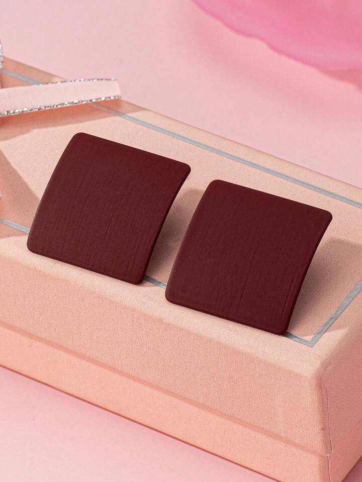 SQUARE BIZ STUD EARRINGS- BURGUNDY