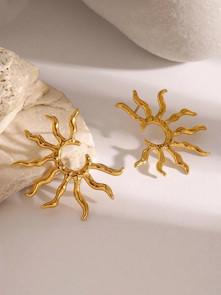 SOLAR FLAME STUD EARRINGS