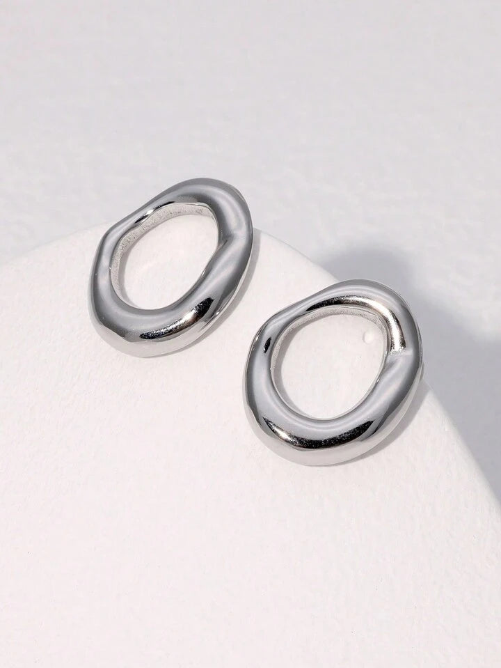 HOLLOW CIRCLE STUD EARRINGS - SILVER